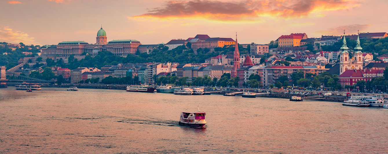 Untitled-1_0000_shutterstock_2473911729